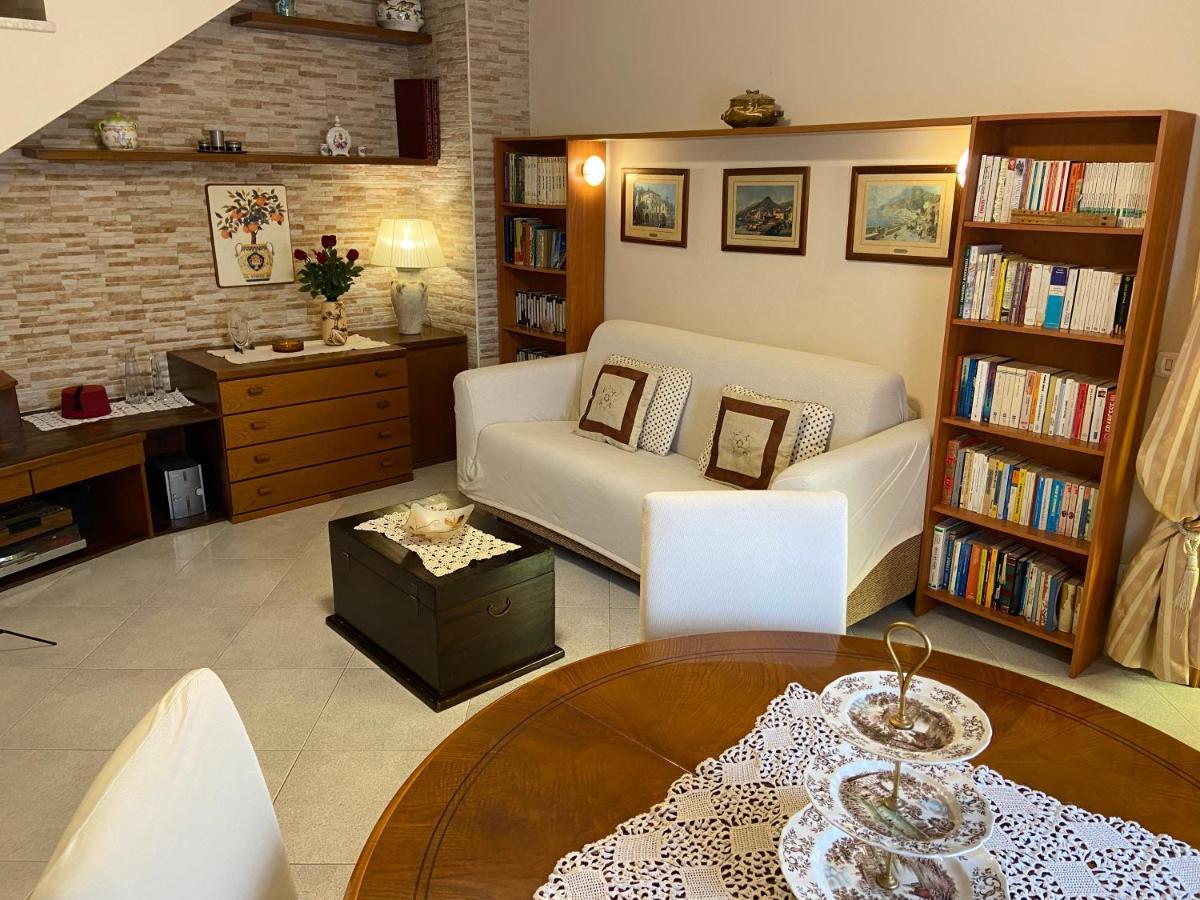 Aparthotel Residenza Antico Borgo Del Pozzo Tramonti Zewnętrze zdjęcie