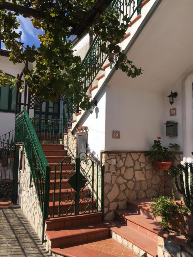 Aparthotel Residenza Antico Borgo Del Pozzo Tramonti Zewnętrze zdjęcie